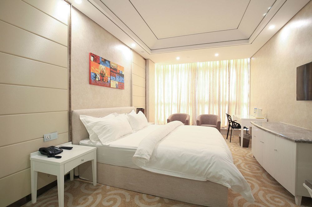 Crown Crystal Hotel Xangai Exterior foto